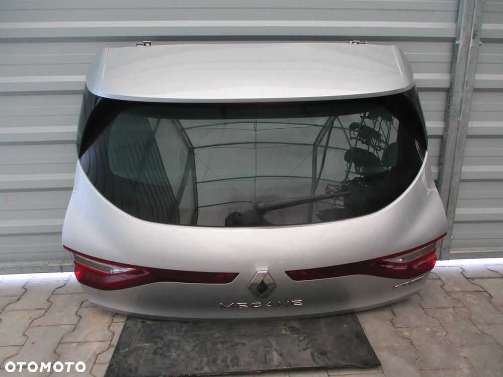 Renault Megane IV HB ZDERZAK TYLNY GT LINE TED69 D69 srebrny - 2