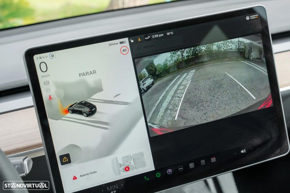 Tesla Model Y Long Range Dual Motor AWD - 15