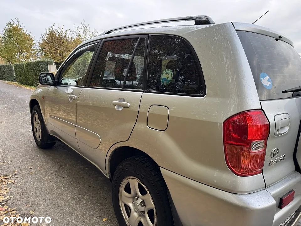 Toyota RAV4 1.8 VVT-i Luna 2WD - 9