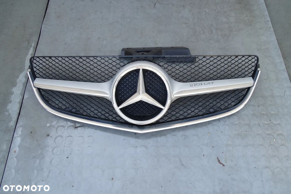 E KLASA W207 LIFT AMG Grill atrapa chłodnicy - 1