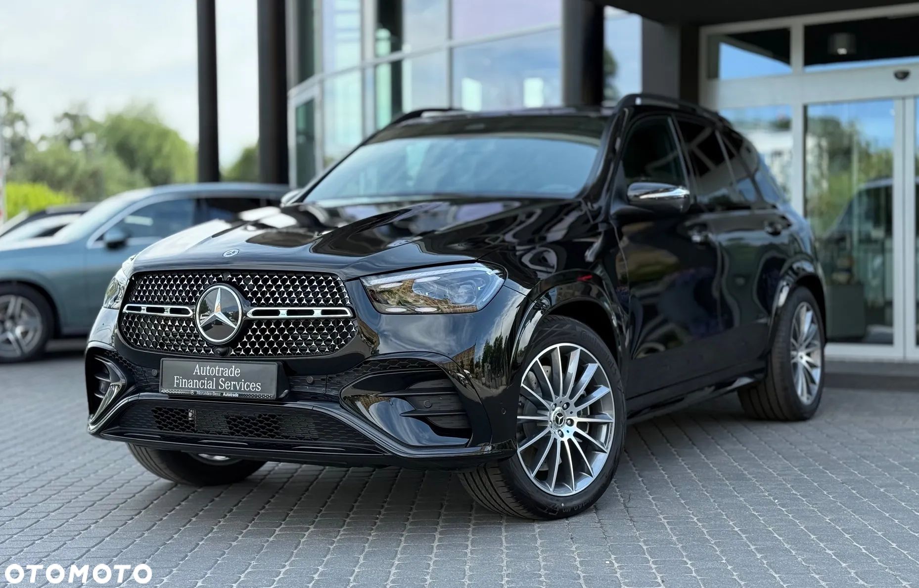 Mercedes-Benz GLE - 1
