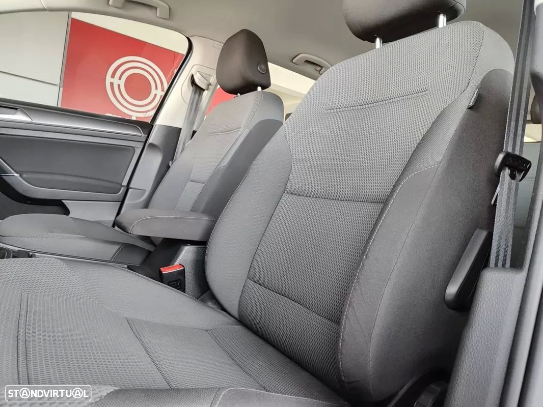 VW Golf Variant 1.6 TDi Trendline - 24