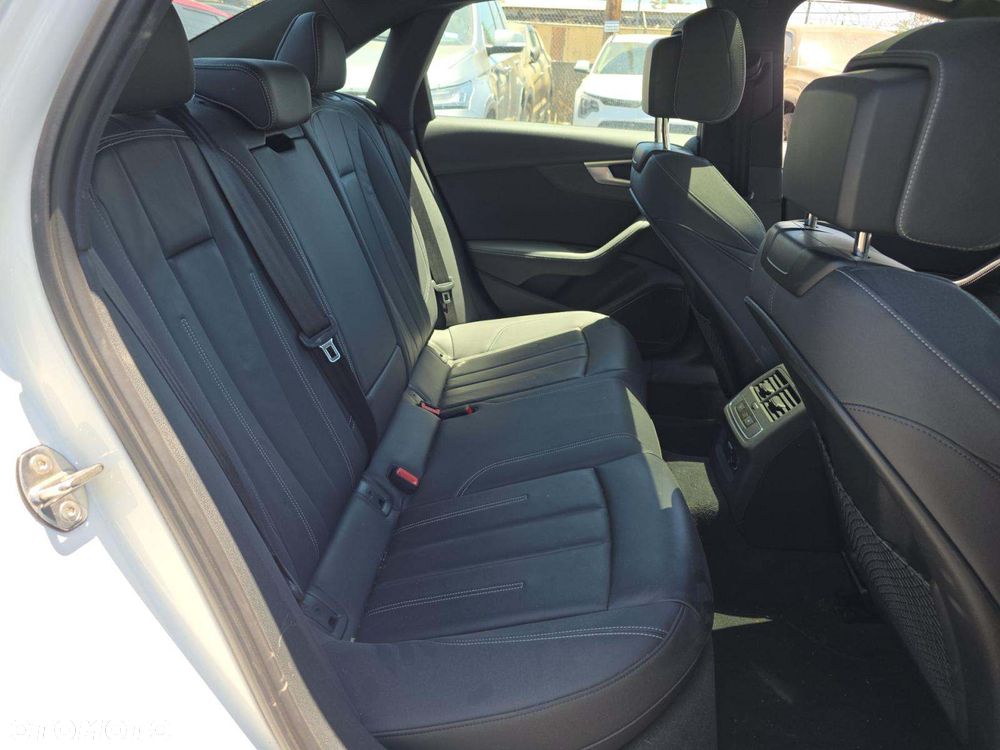 Audi A4 Limousine 45 TFSI quattro S tronic S line - 9