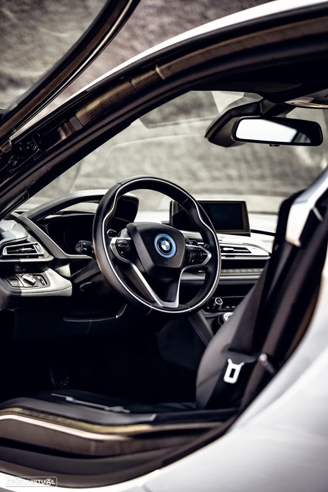 BMW i8 Standard - 14