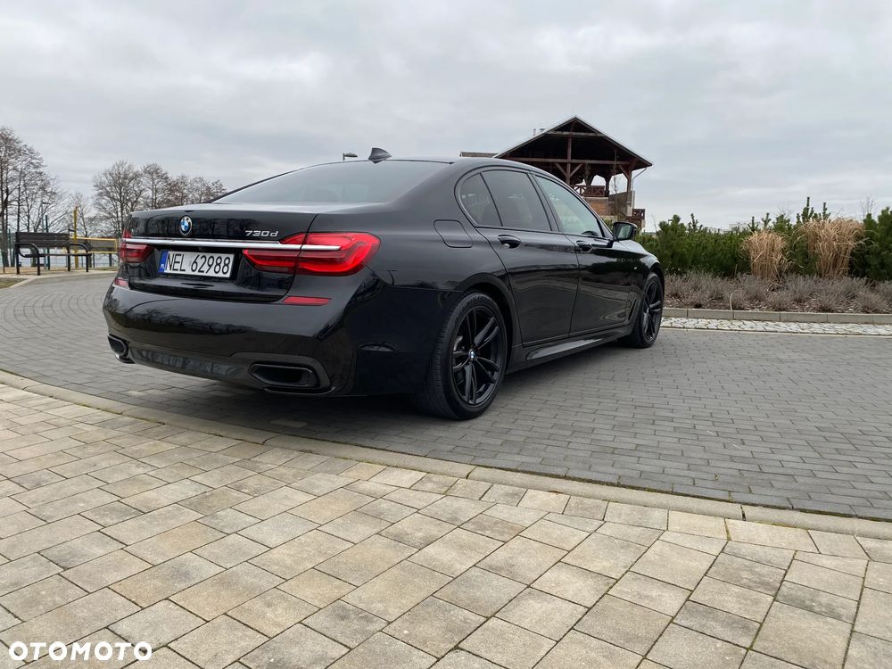 BMW Seria 7 730d xDrive - 29