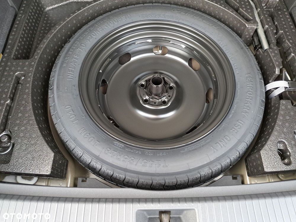 Volkswagen Tiguan - 20