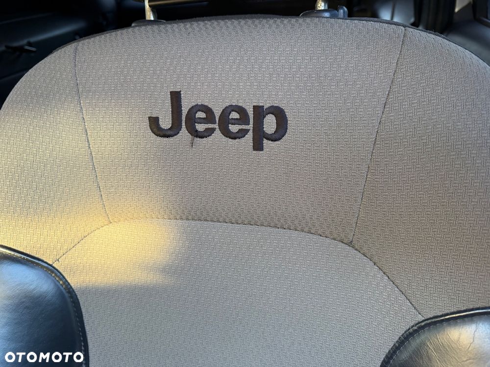 Jeep Cherokee 2.8L CRD Limited - 11