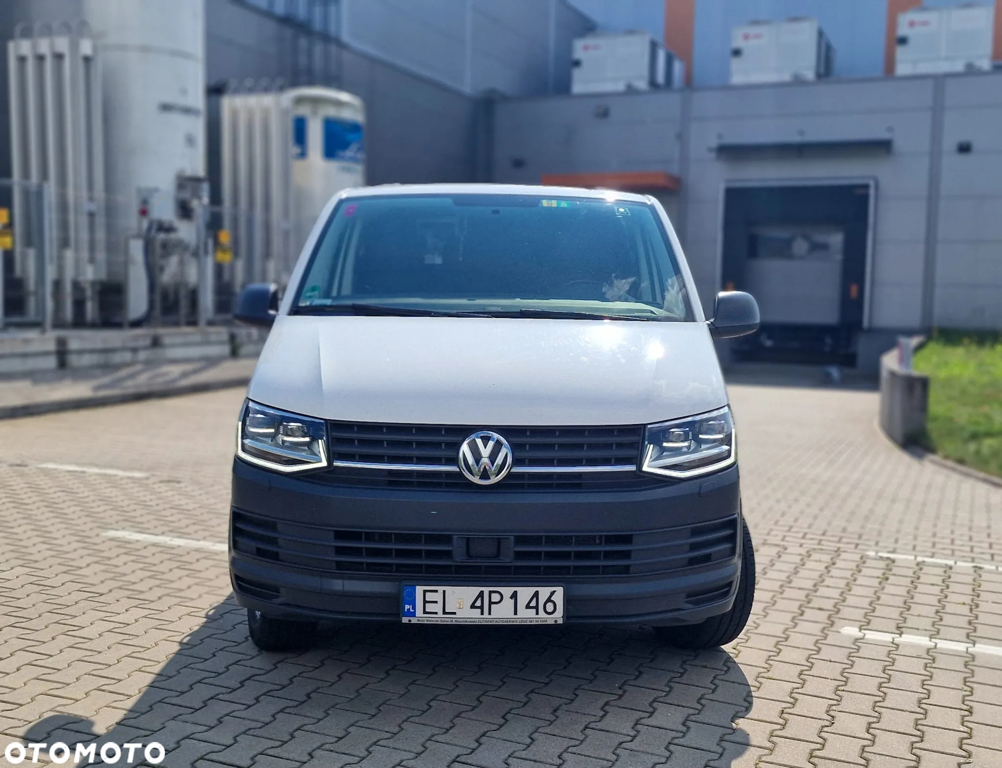 Volkswagen Transporter - 4