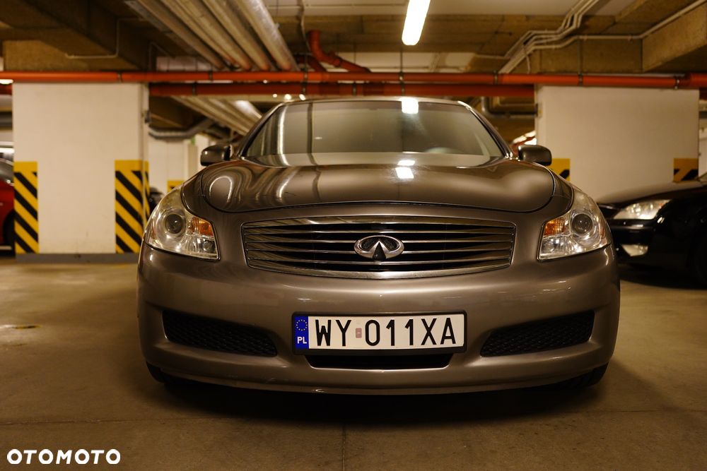Infiniti G G35 3.5 - 5