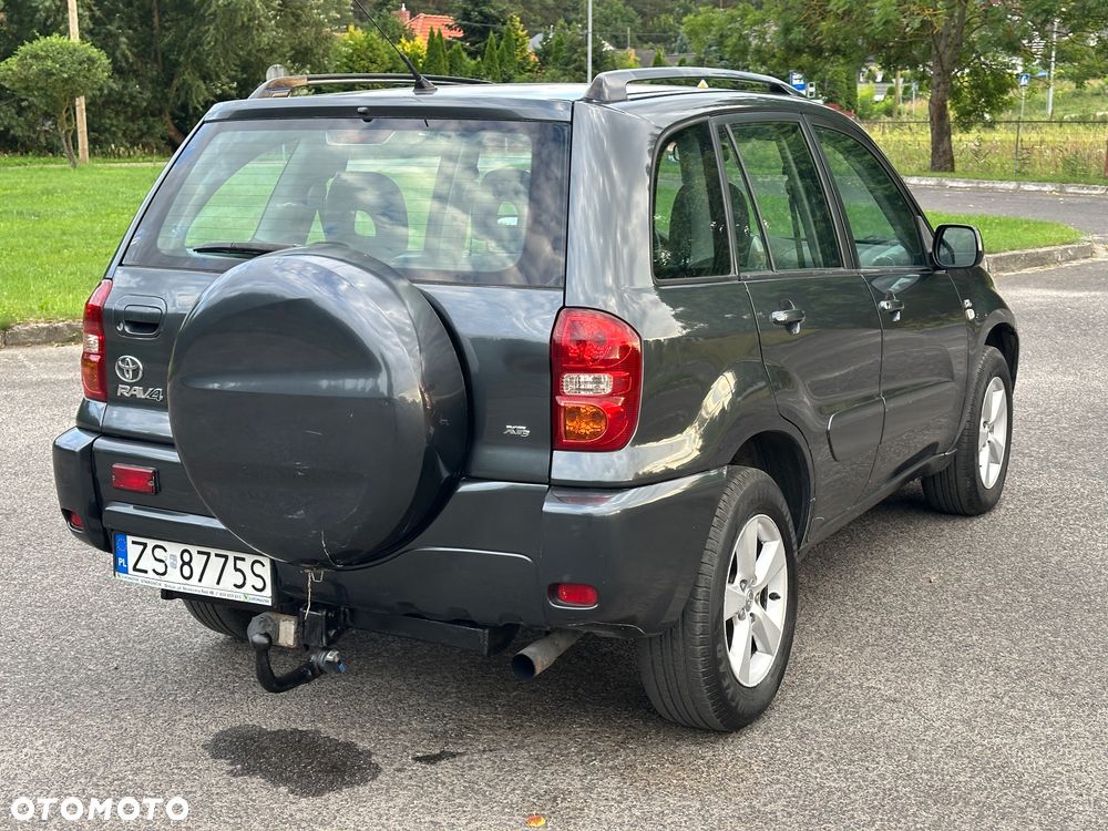 Toyota RAV4 2.0 D-4D Sol - 10