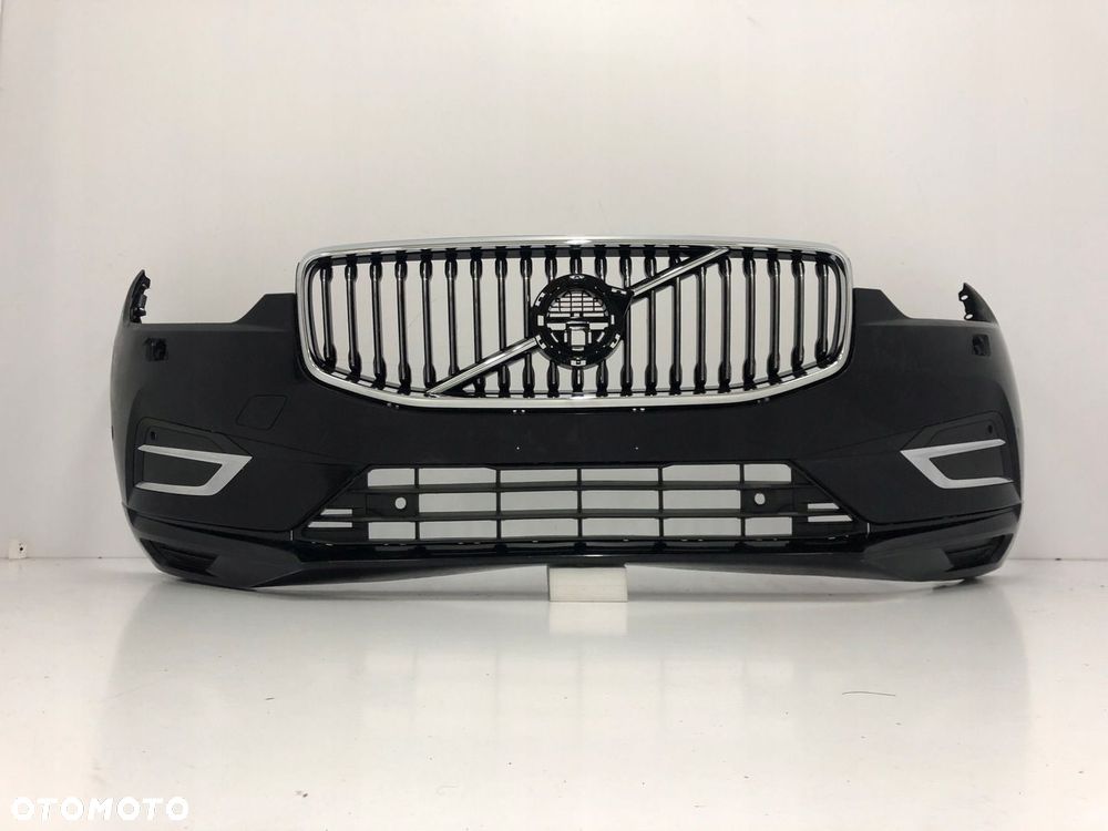 VOLVO XC60 II 2018 PRZED LIFT ZDERZAK PRZEDNI 6XPDC - 1