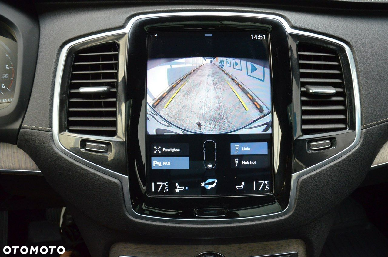 Volvo XC 90 - 24