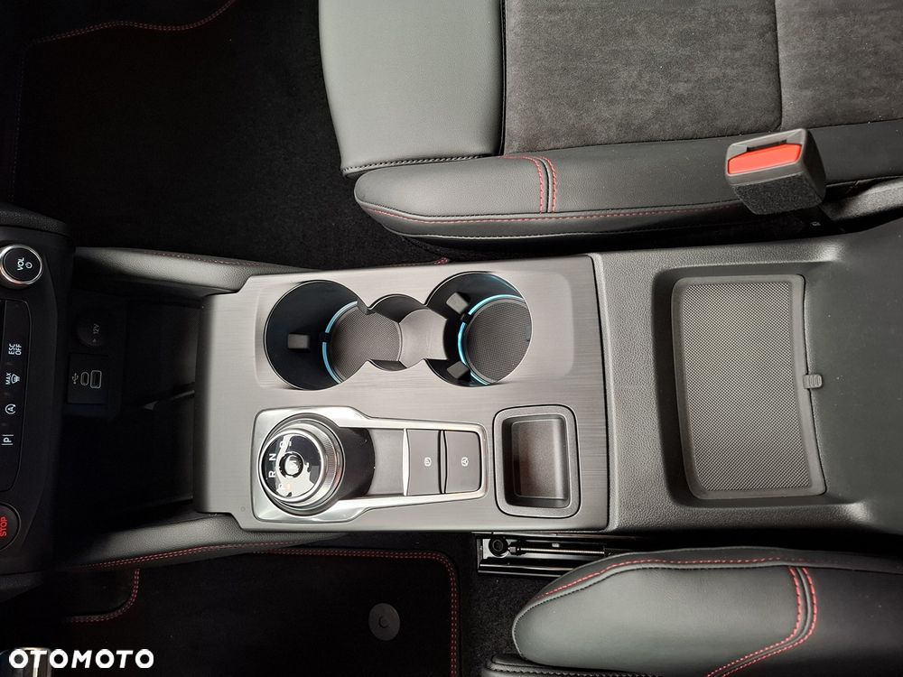 Ford Focus 2.3 EcoBoost ST X - 24