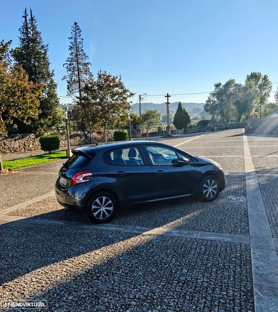 Peugeot 208 e-HDi 68 EGS5 Stop&Start Active - 4