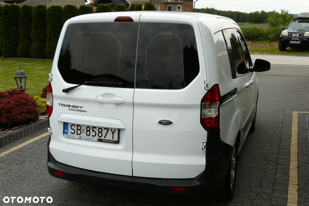 Ford Transit Courier Trend - 2