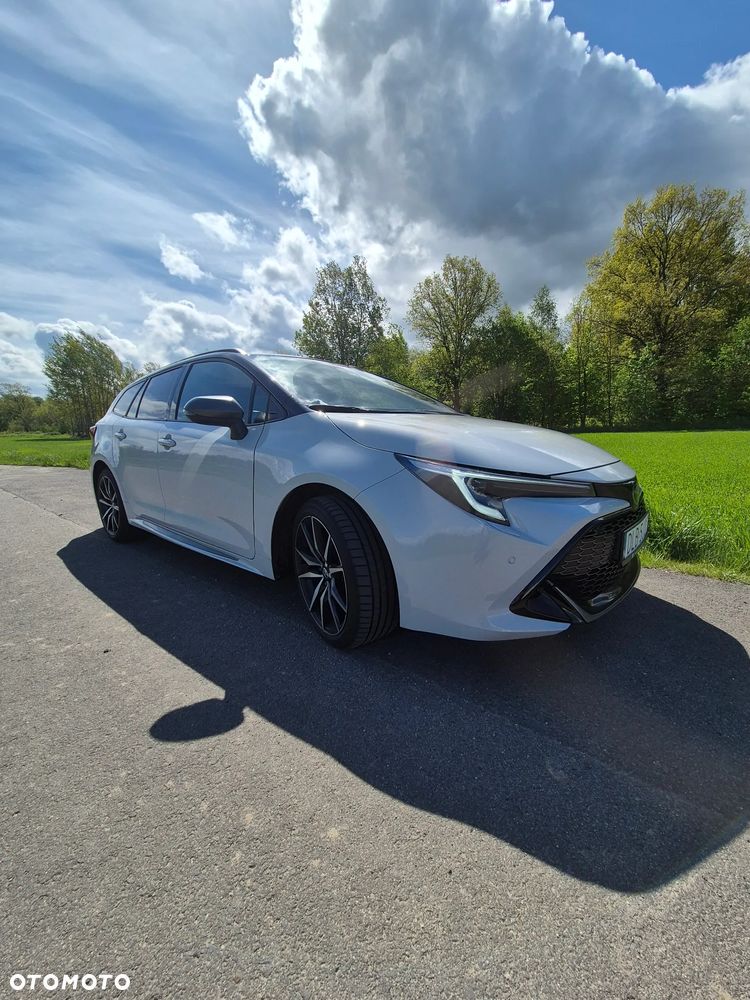 Toyota Corolla 2.0 Hybrid GR Sport Dynamic - 2