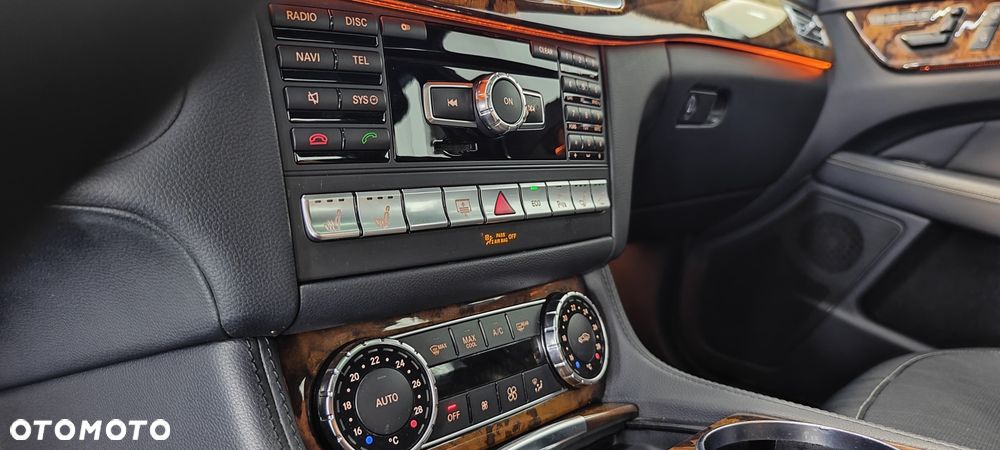 Mercedes-Benz CLS 500 4-Matic 7G-TRONIC - 16
