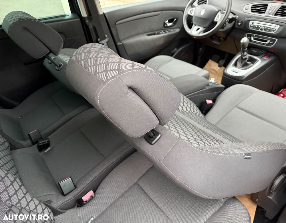 Renault Scenic - 38