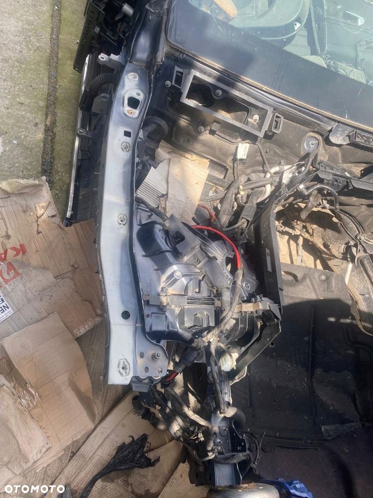 mercedes c-klasa 205 kombi ćwiartka przednia lewa lub prawa - 1