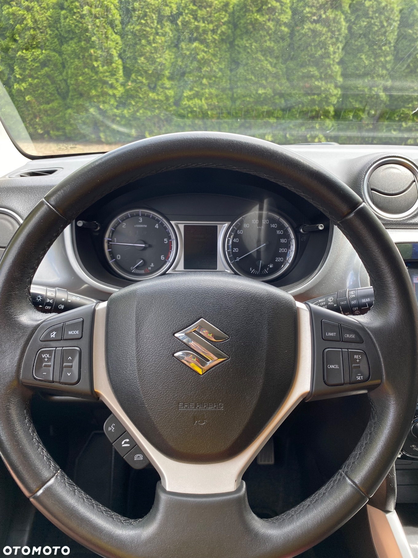 Suzuki Vitara 1.6 DDiS (4x2) Comfort+ - 14