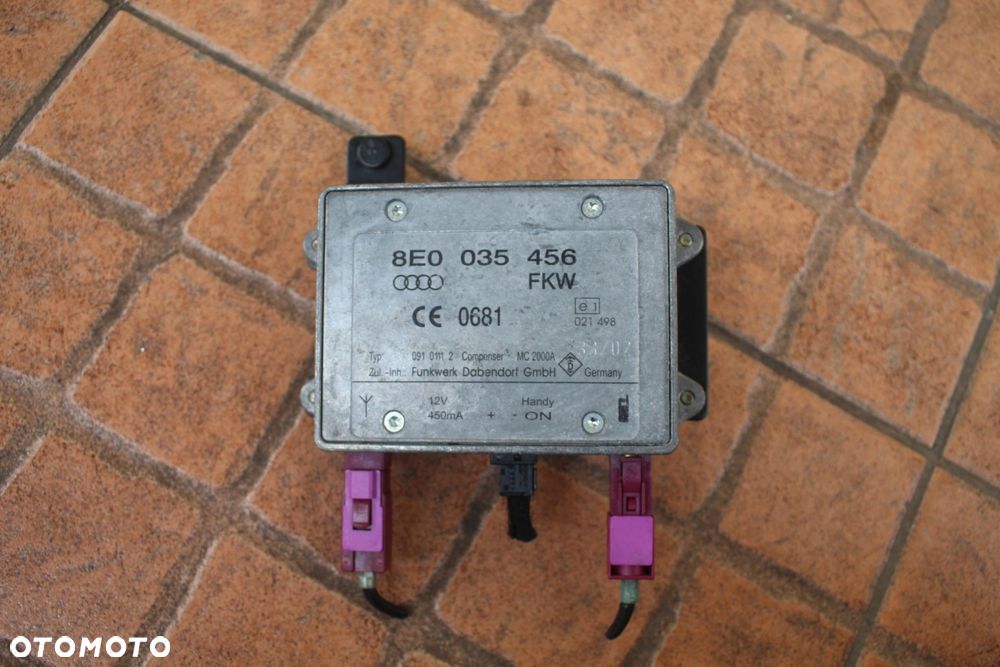 WZMACNIACZ ANTENOWY AUDI A4 B6 8E0035456 - 3