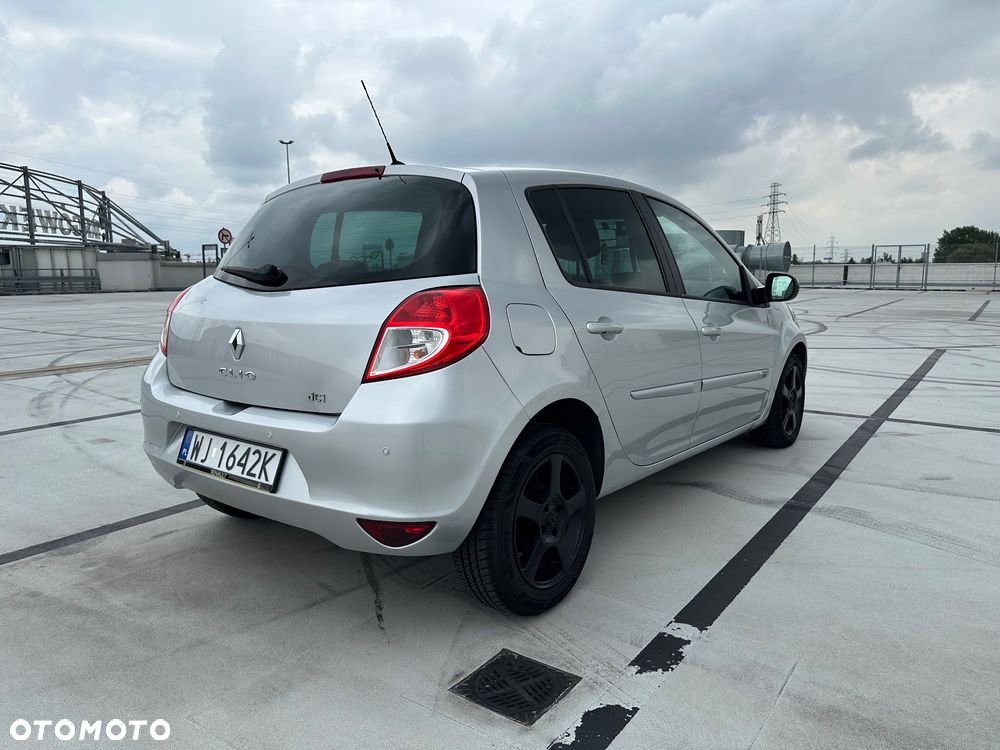 Renault Clio 1.5 dCi Night&Day - 7