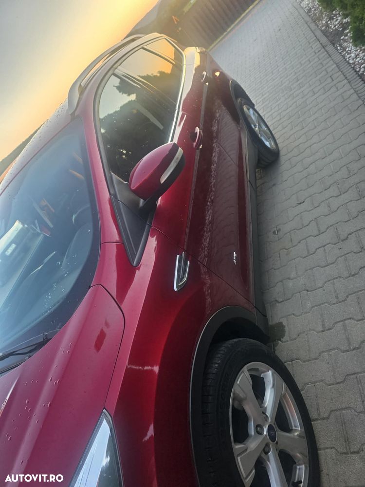 Ford Kuga - 4