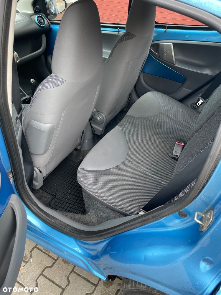 Peugeot 107 1.0 Happy - 9