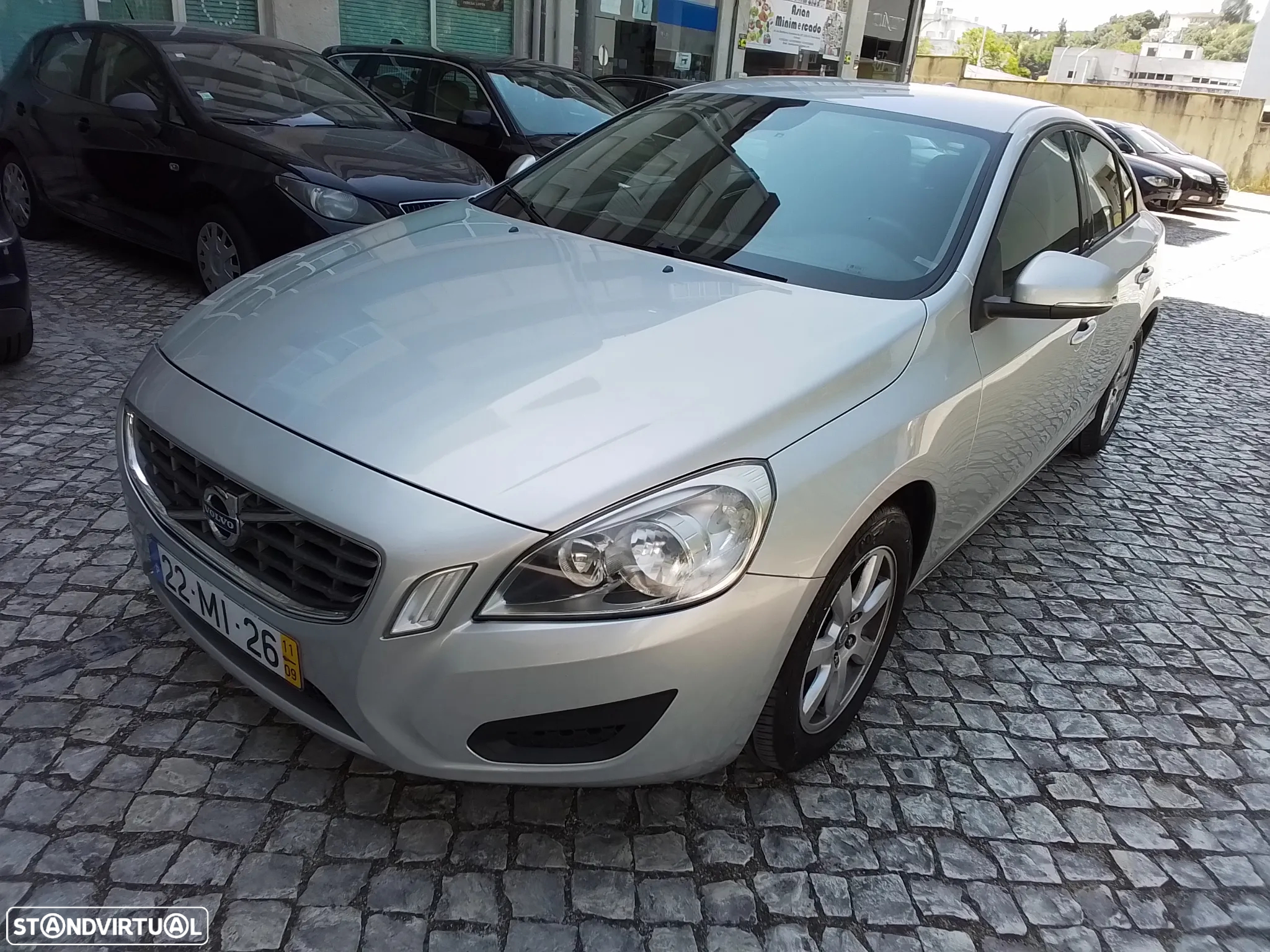 Volvo S60 2.0 D3 Momentum Start/Stop - 2