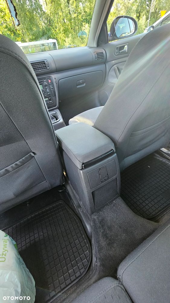 Volkswagen Passat - 38