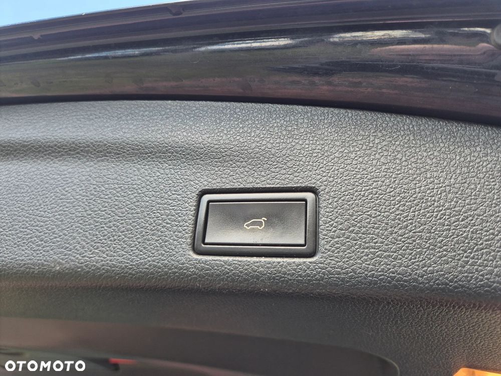 Volkswagen Sharan 2.0 TDI BlueMotion Technology Highline - 39