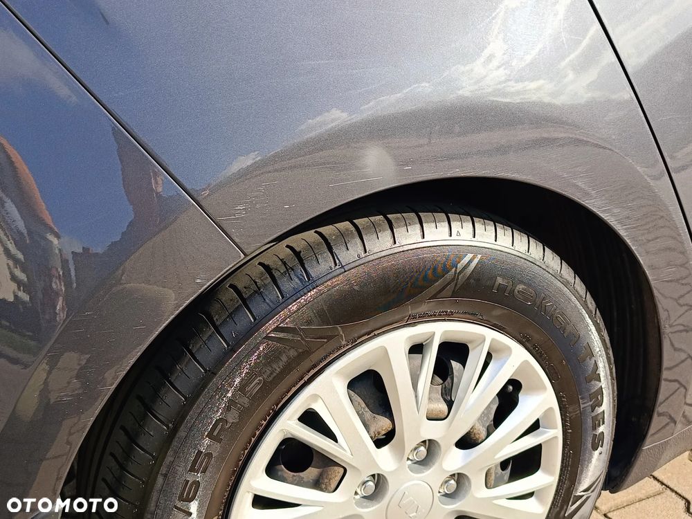 Kia Ceed - 13