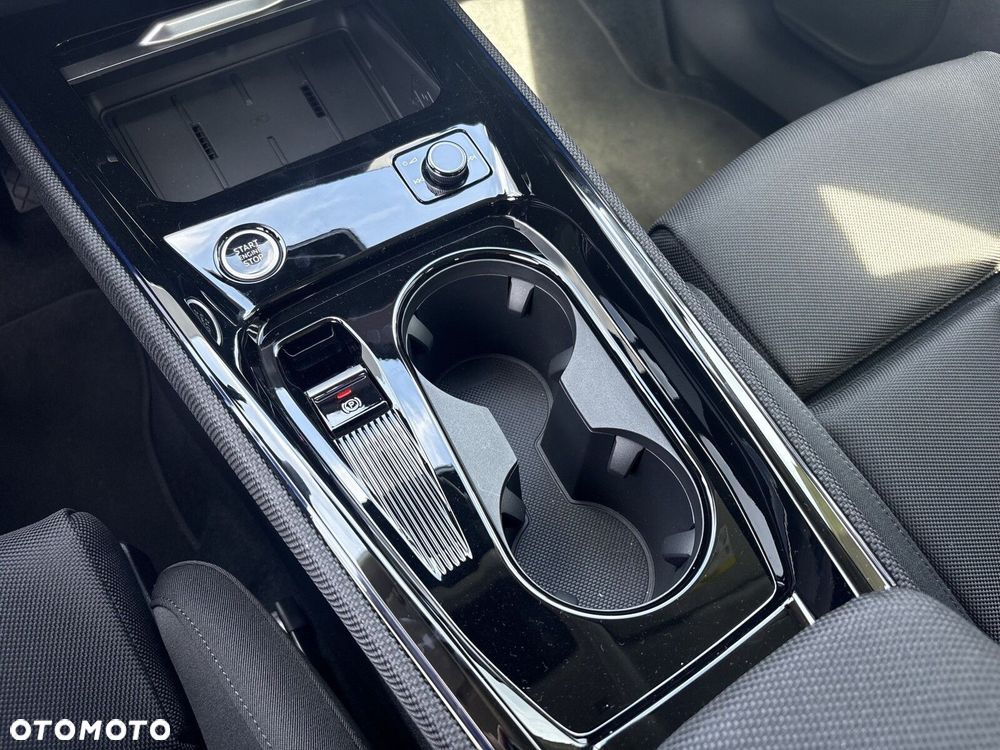 Audi Q3 Sportback - 16