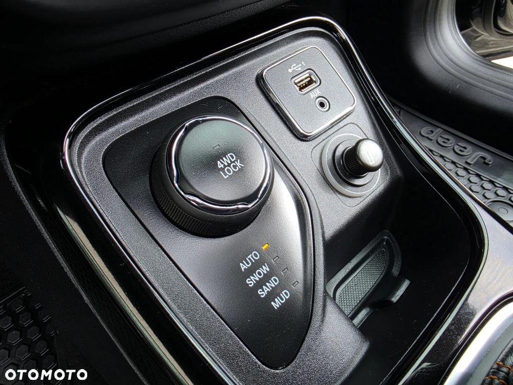 Jeep Compass 1.4 TMair Limited 4WD S&S - 30