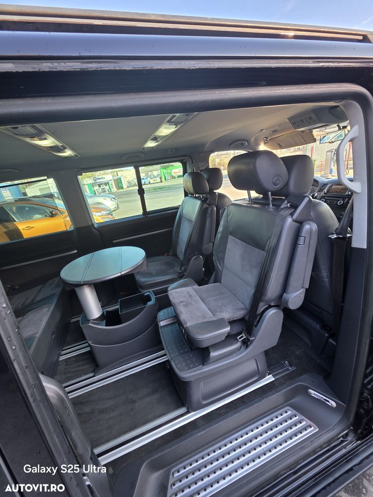Volkswagen Multivan - 26