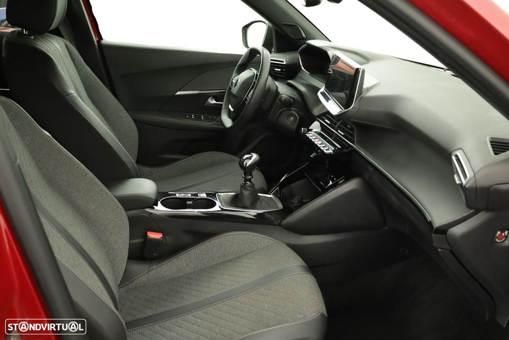 Peugeot 2008 1.2 PureTech Allure - 22