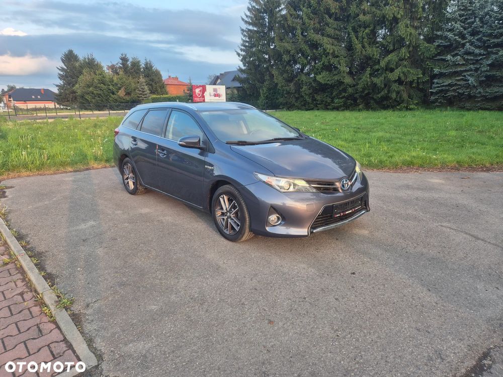 Toyota Auris 1.8 HSD Luna - 3