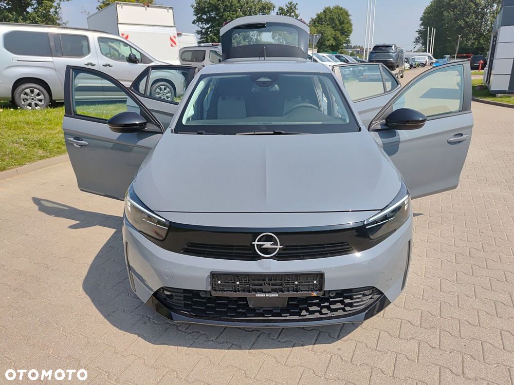 Opel Corsa - 20