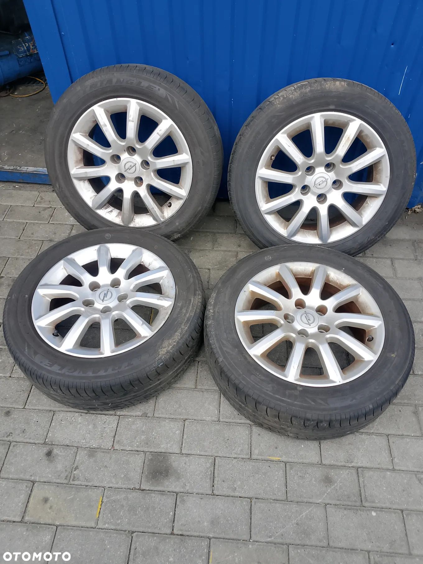 Używany komplet felg aluminiowych + opony Opel 5x105 205/55 R16 - 1