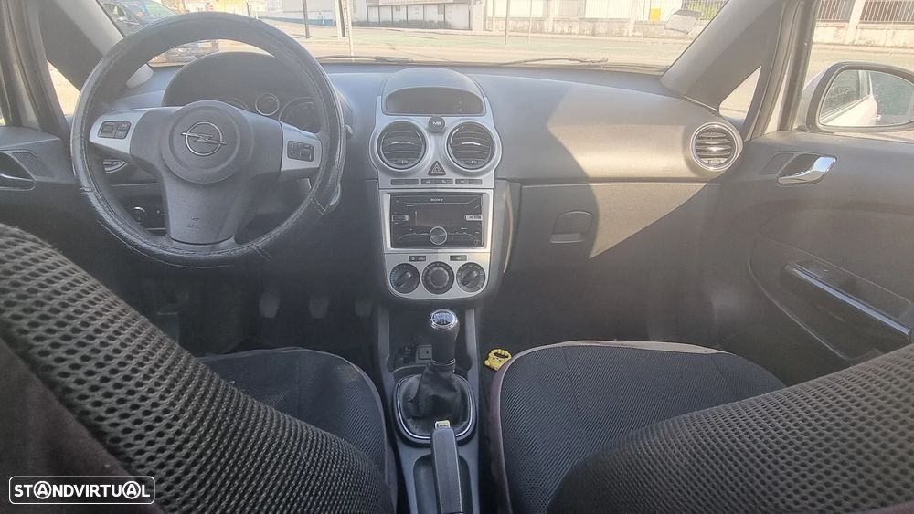 Opel Corsa 1.3 CDTi Enjoy - 8