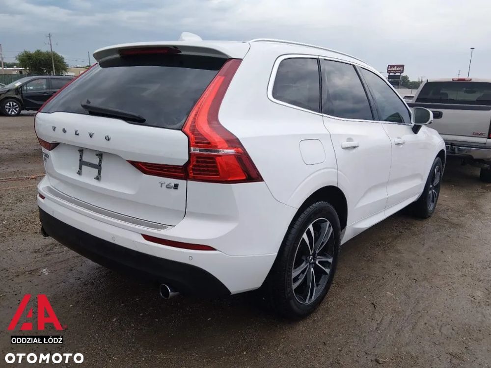 Volvo XC 60 T6 AWD Momentum - 8