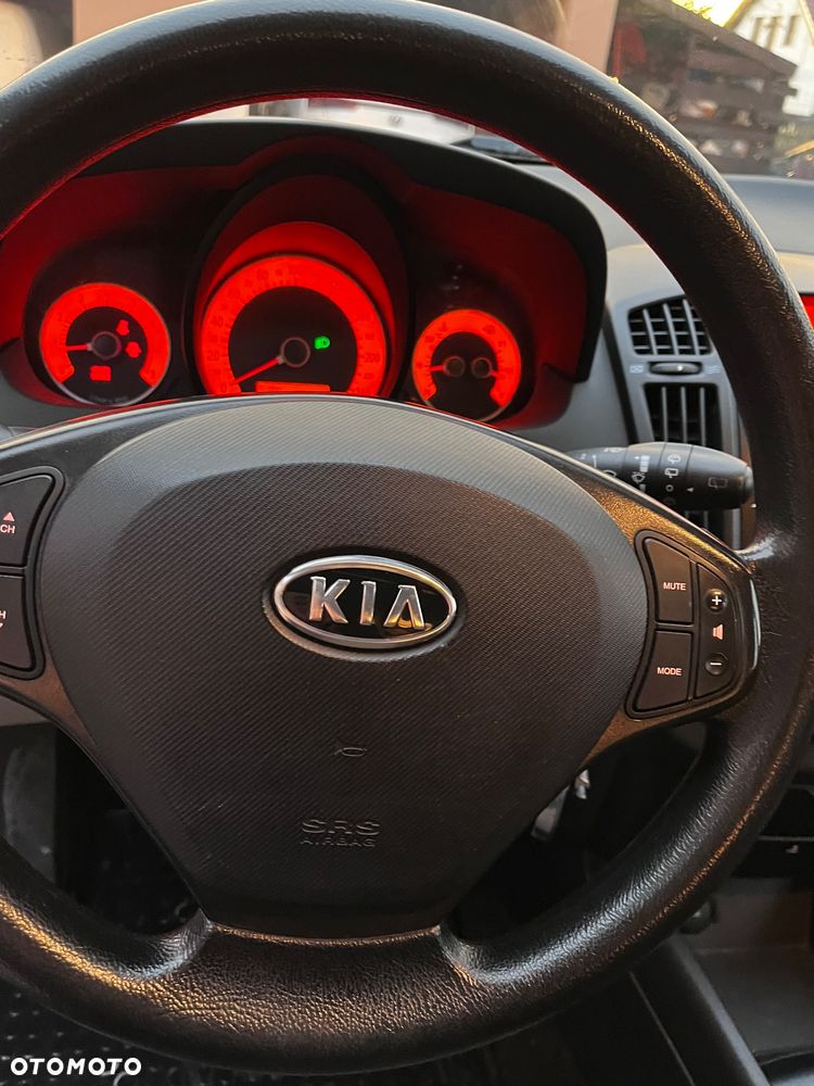 Kia Ceed Cee'd 1.4 Comfort - 14