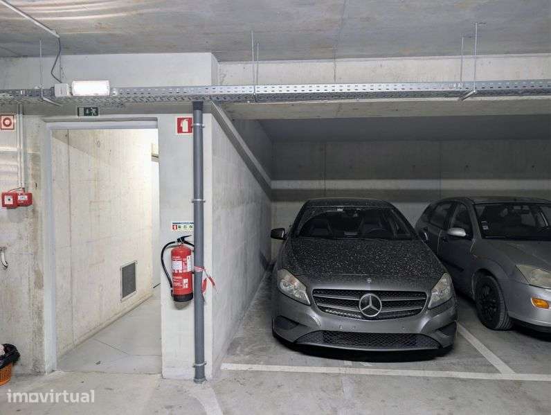 Apartamento T1 com lugar garagem Centro Valença - Grande imagem: 4/8