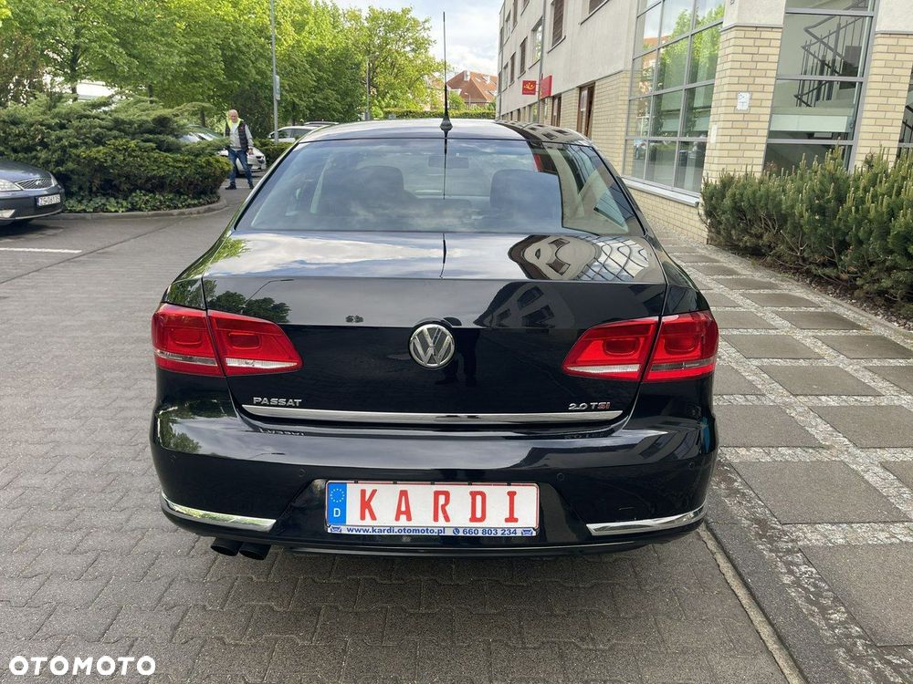 Volkswagen Passat - 7