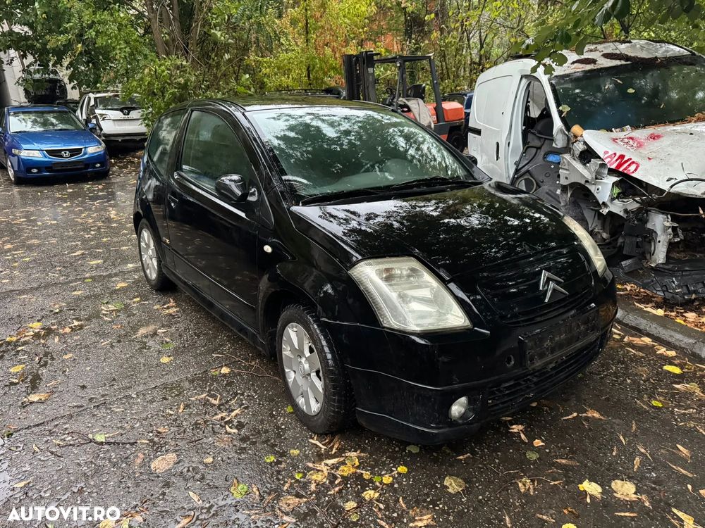 Dezmembrez Citroen C2 negru 2006 1,4 benzina automat