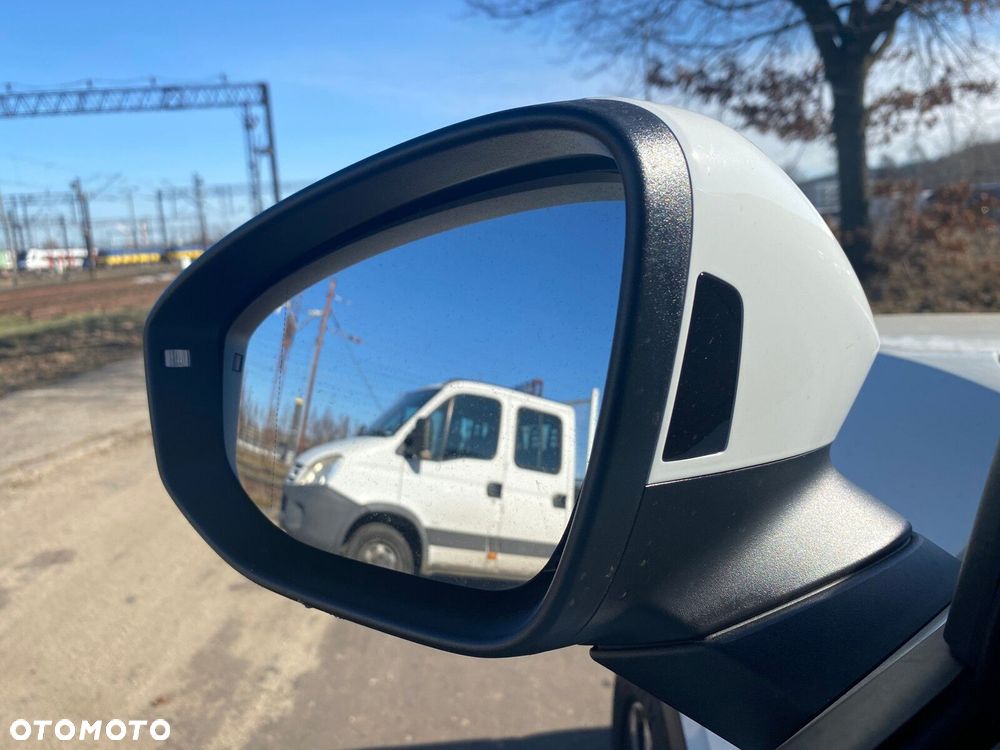 Volkswagen T-Roc 1.5 TSI Style DSG - 15