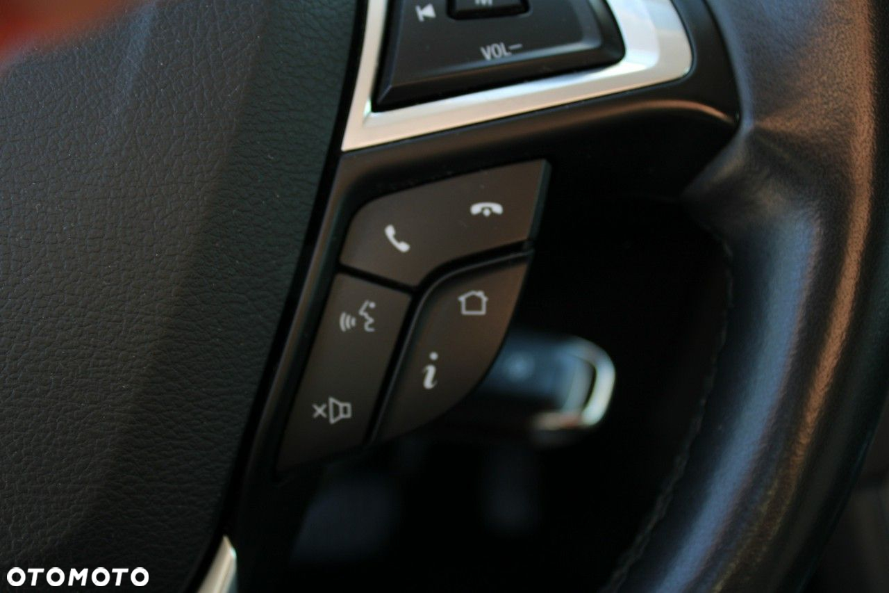 Ford Mondeo - 24
