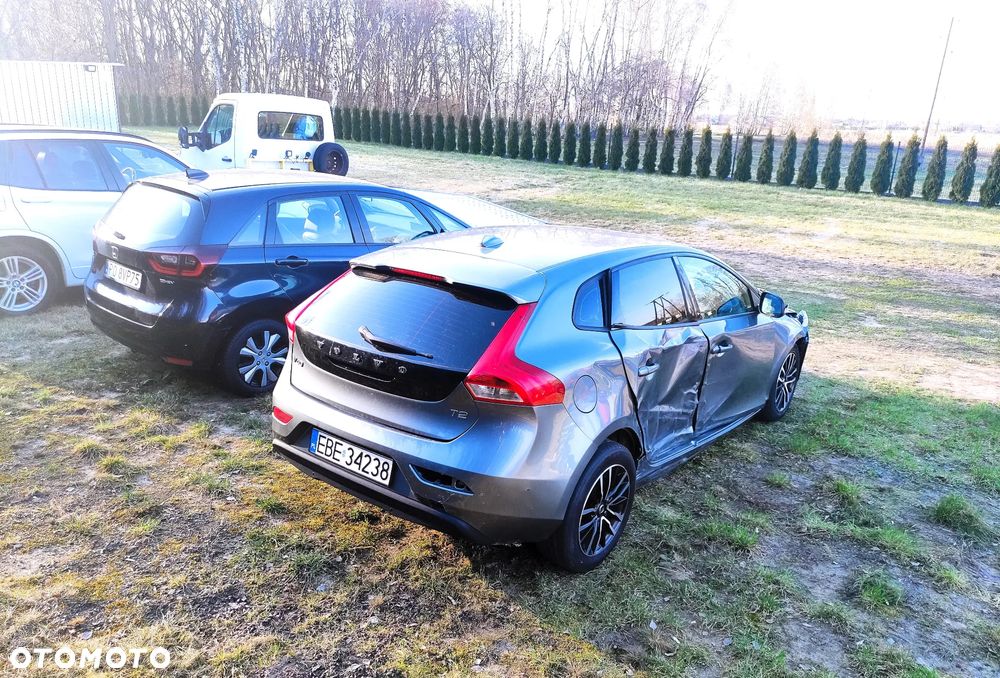 Volvo V40 - 4