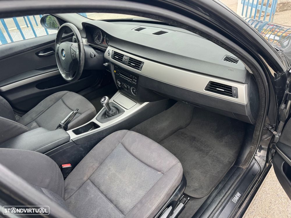 BMW 318 d DPF Edition Exclusive - 25