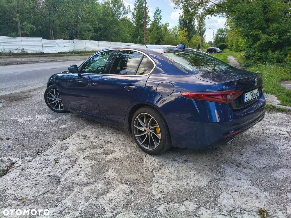 Alfa Romeo Giulia - 4